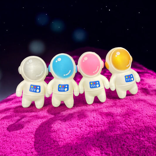 ASTRONAUT SQUISHY TOY